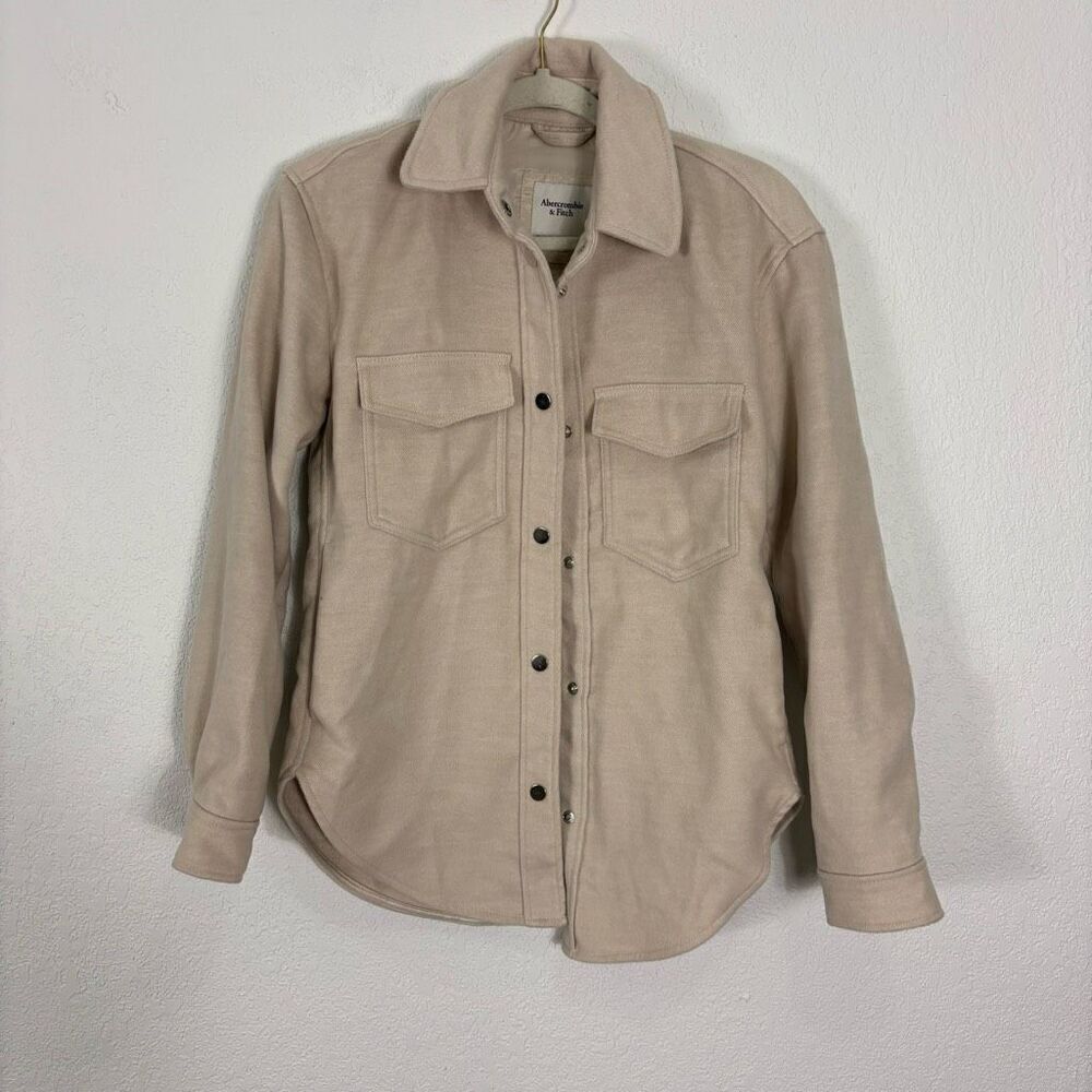 Abercrombie & Fitch Sand Colored Collared Button Front Shirt Jacket Size XS